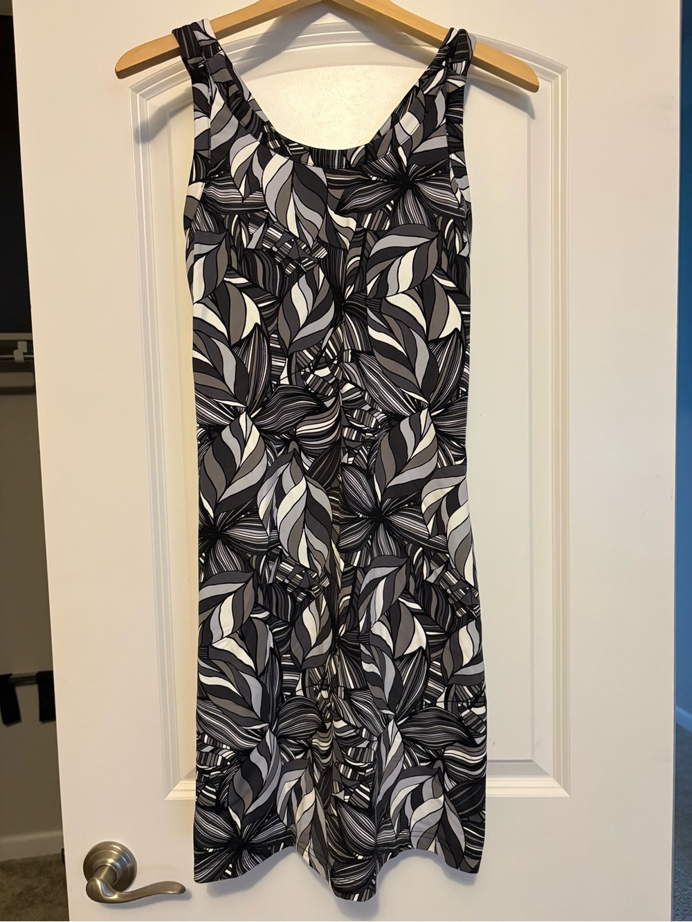 Title Nine Sleeveless Black & White Sundress